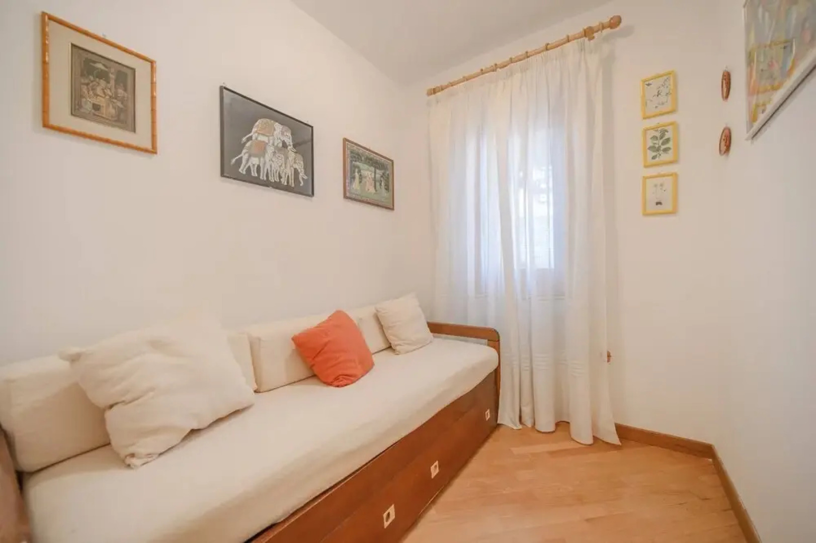 D'Annunzio 26 Art House