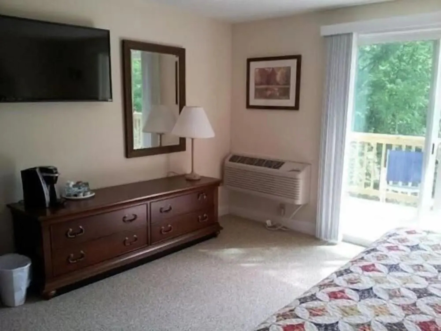 Lake Winnipesaukee Motel