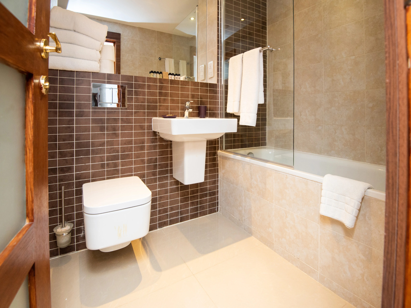 Livin’ Serviced Apartments