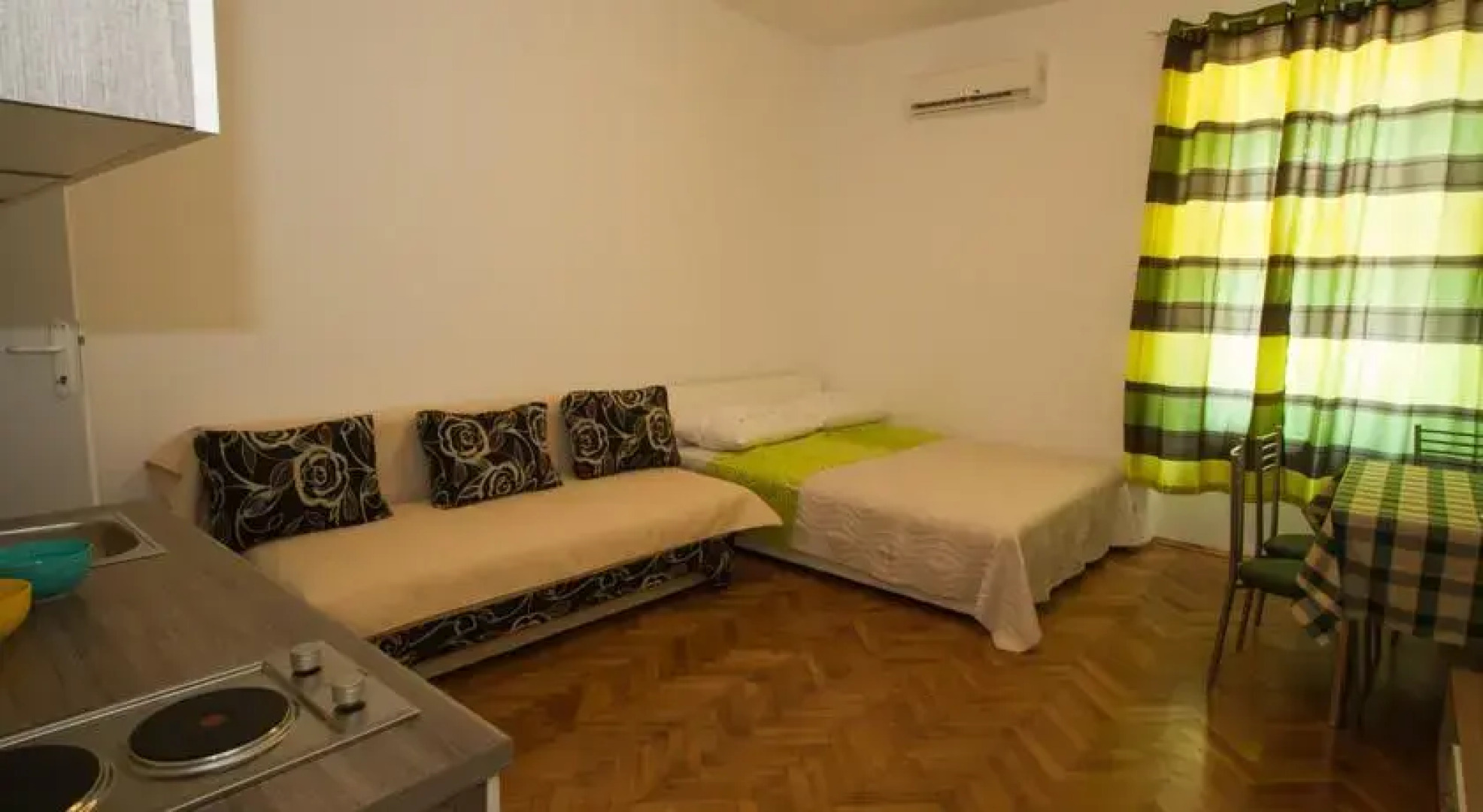 Split Easy Going Rooms