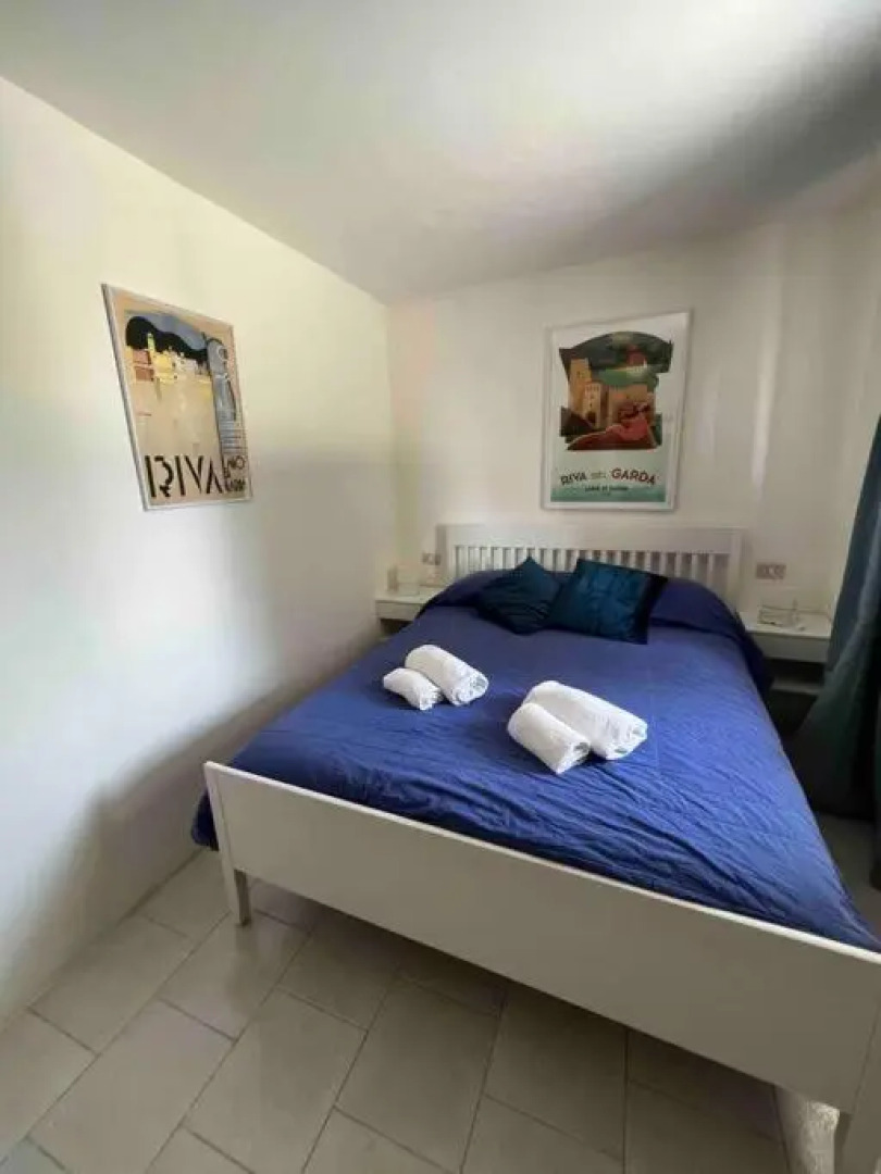 Entire home/flat 5min from Lake Garda