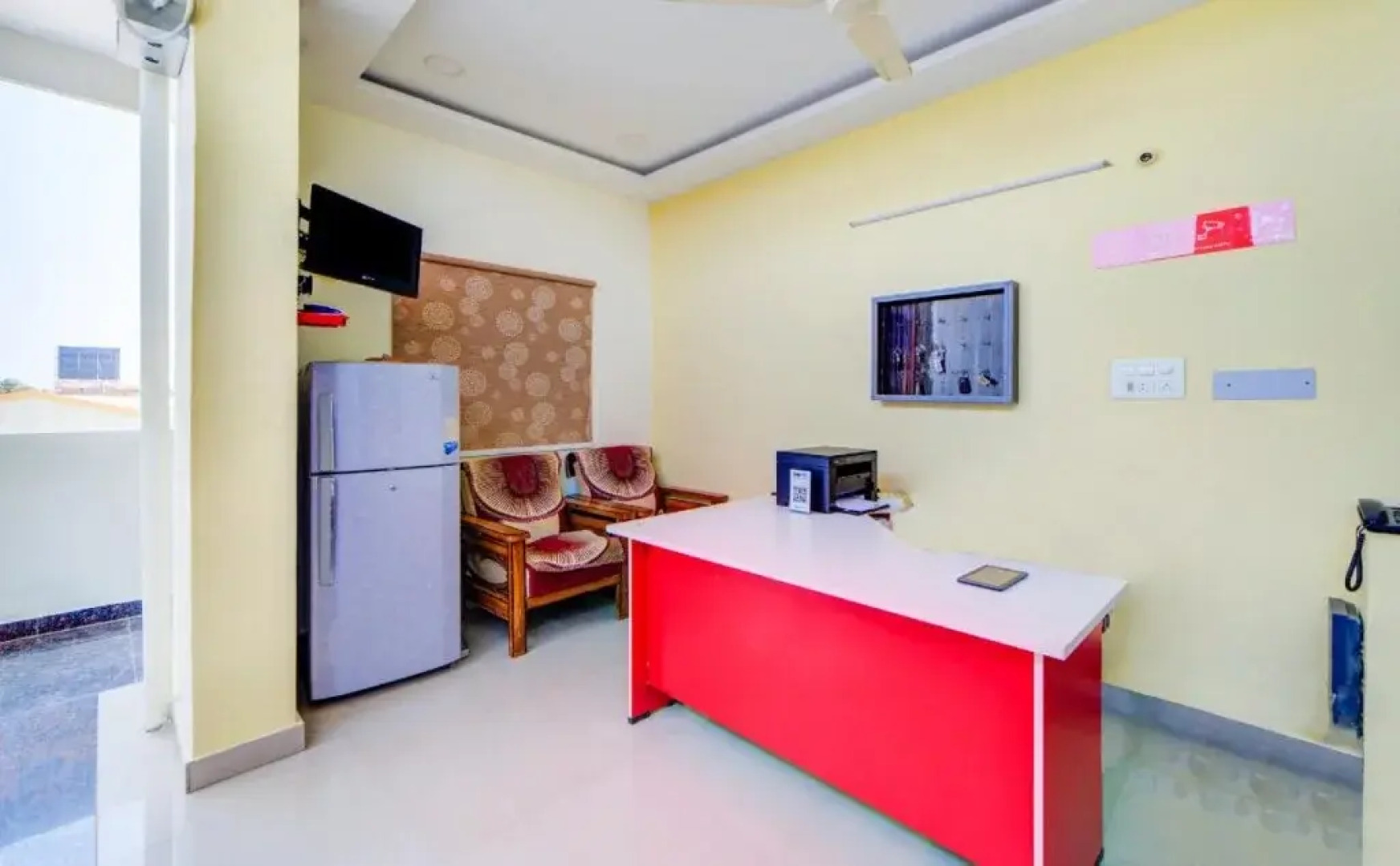 Ksl Guest House By OYO Rooms