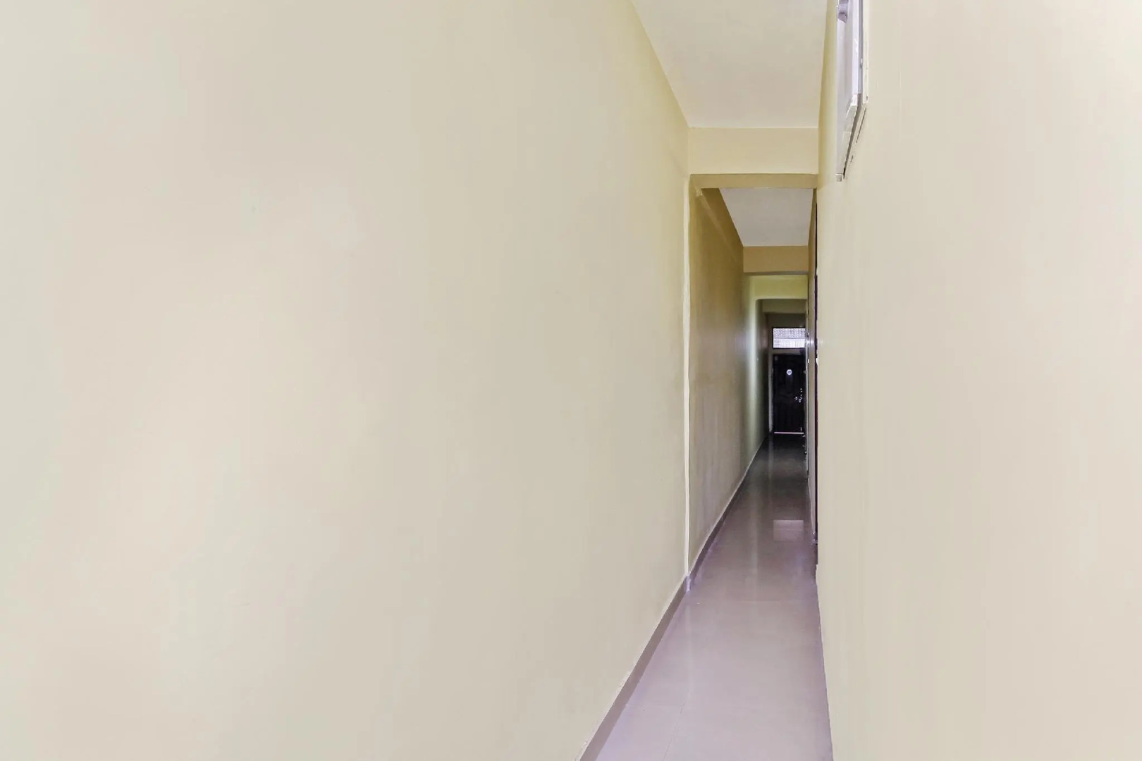 SPOT ON 61415 Sitara Grand Lodge