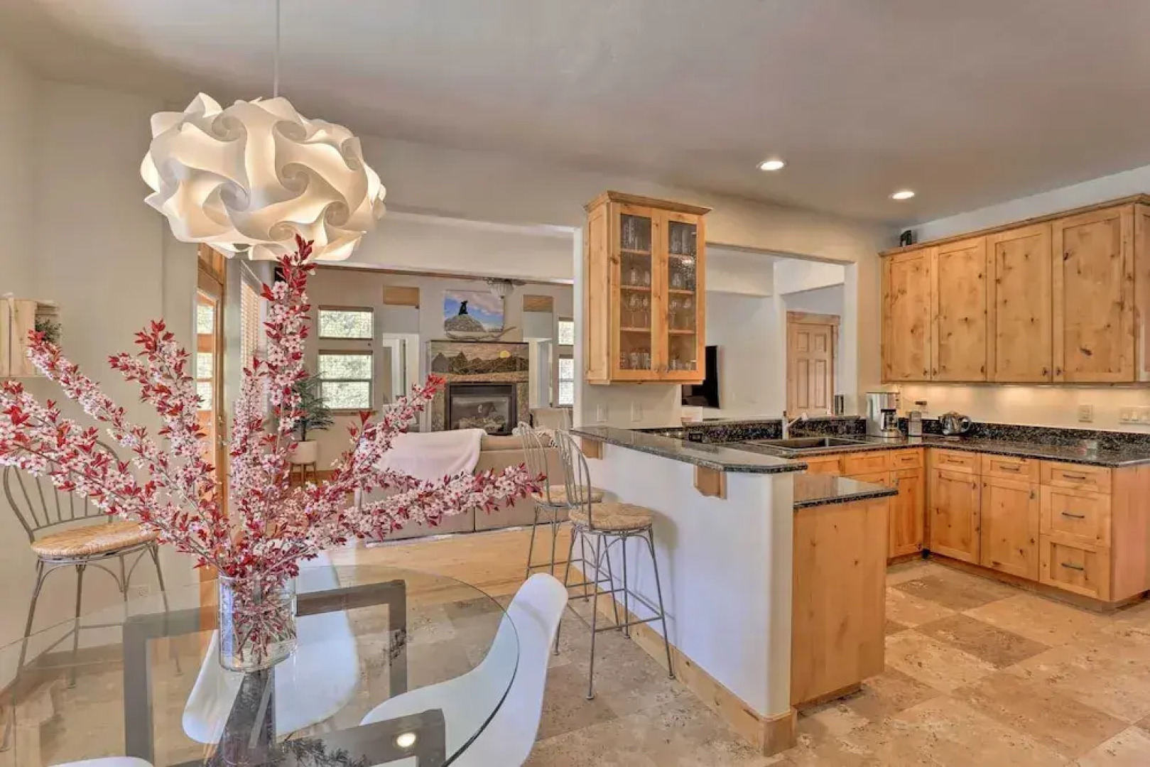 'rocky Bear Lodge' on 2 Acres Near Turquoise Lake