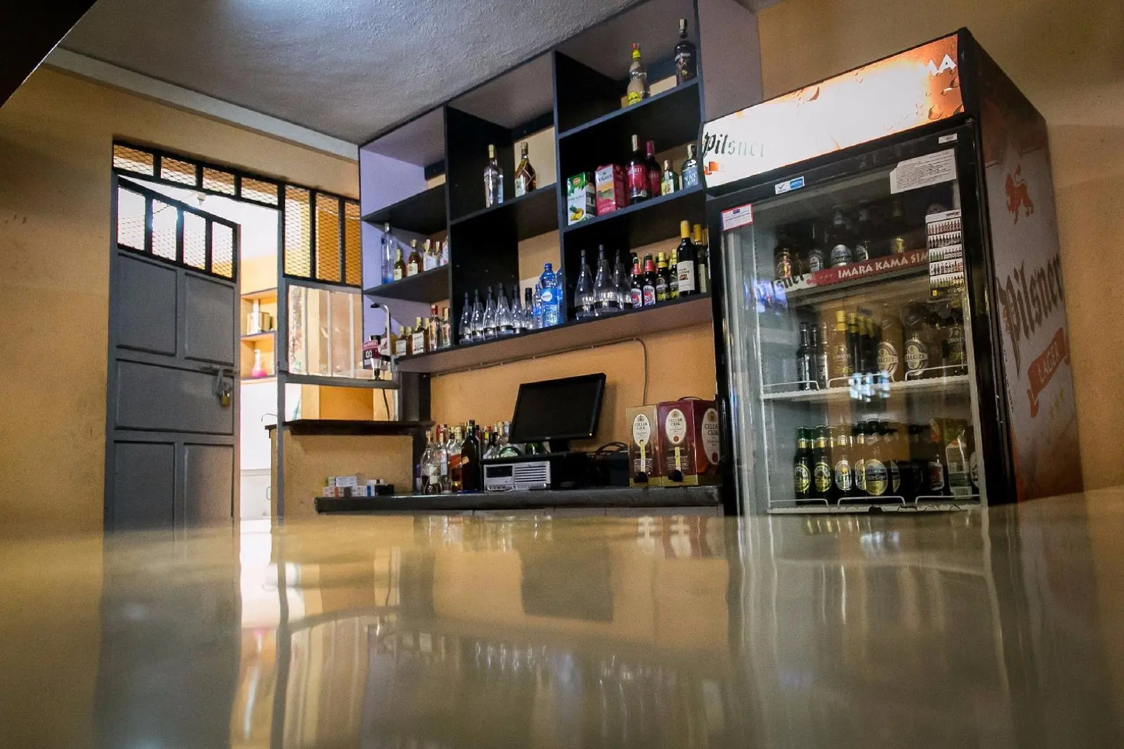 The Coconut Grill Hotel