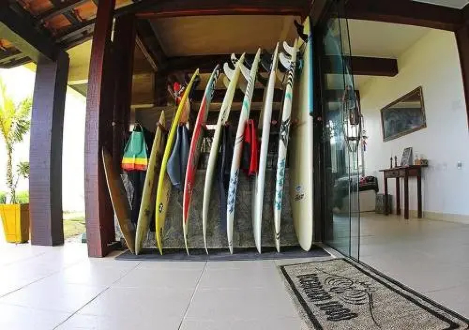 Oceanica 1000 Beachfront Pousada