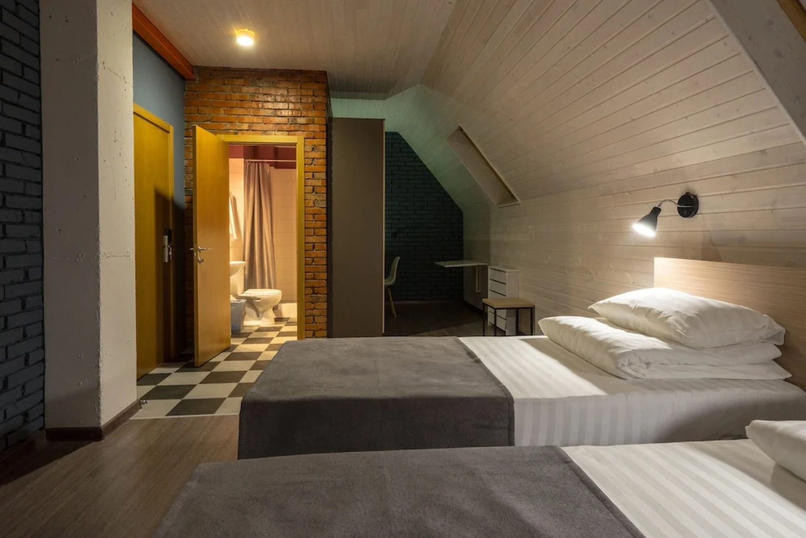 Отель «Станция Народная»