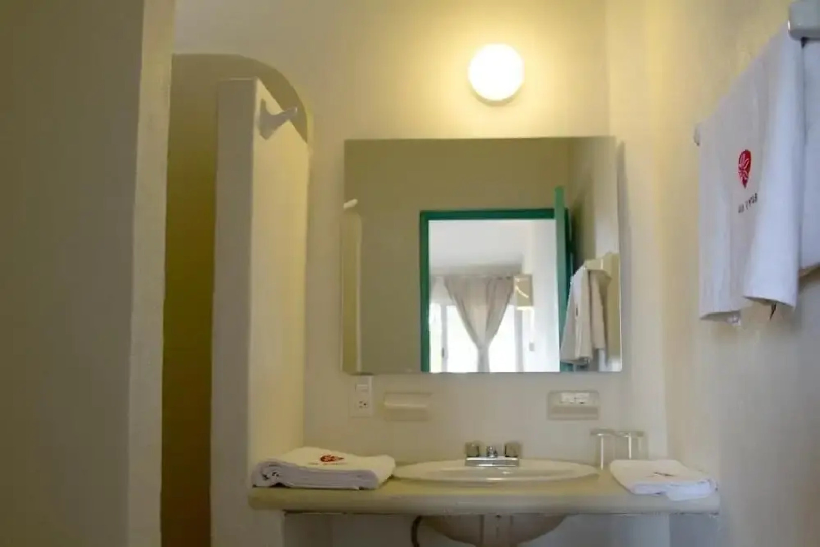 Las Arenas Bungalows Melaque