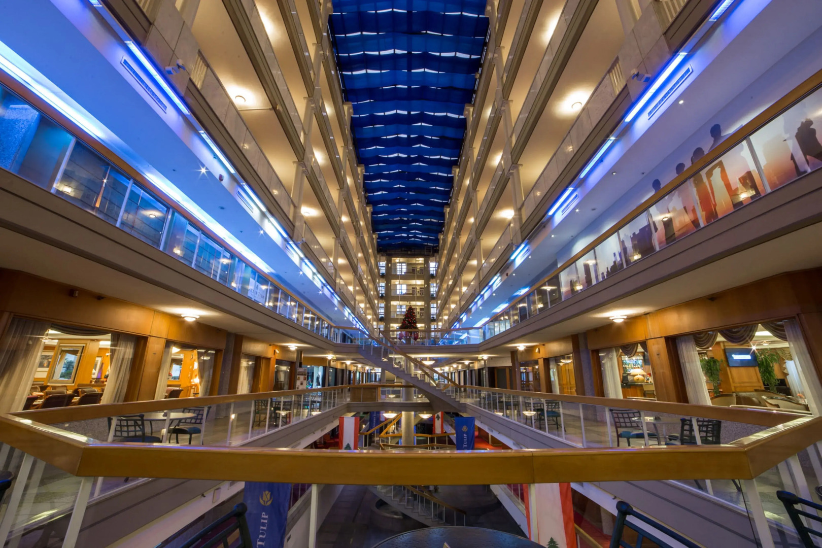 Golden Tulip Galleria Hotel