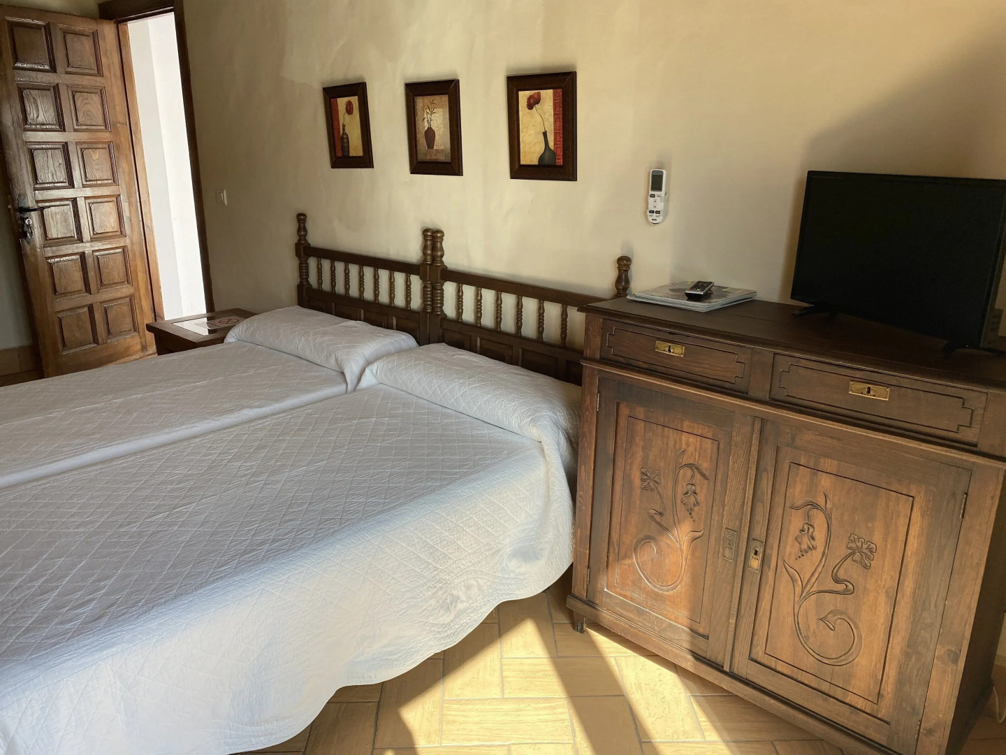 Apartamentos Turísticos Los Alisos