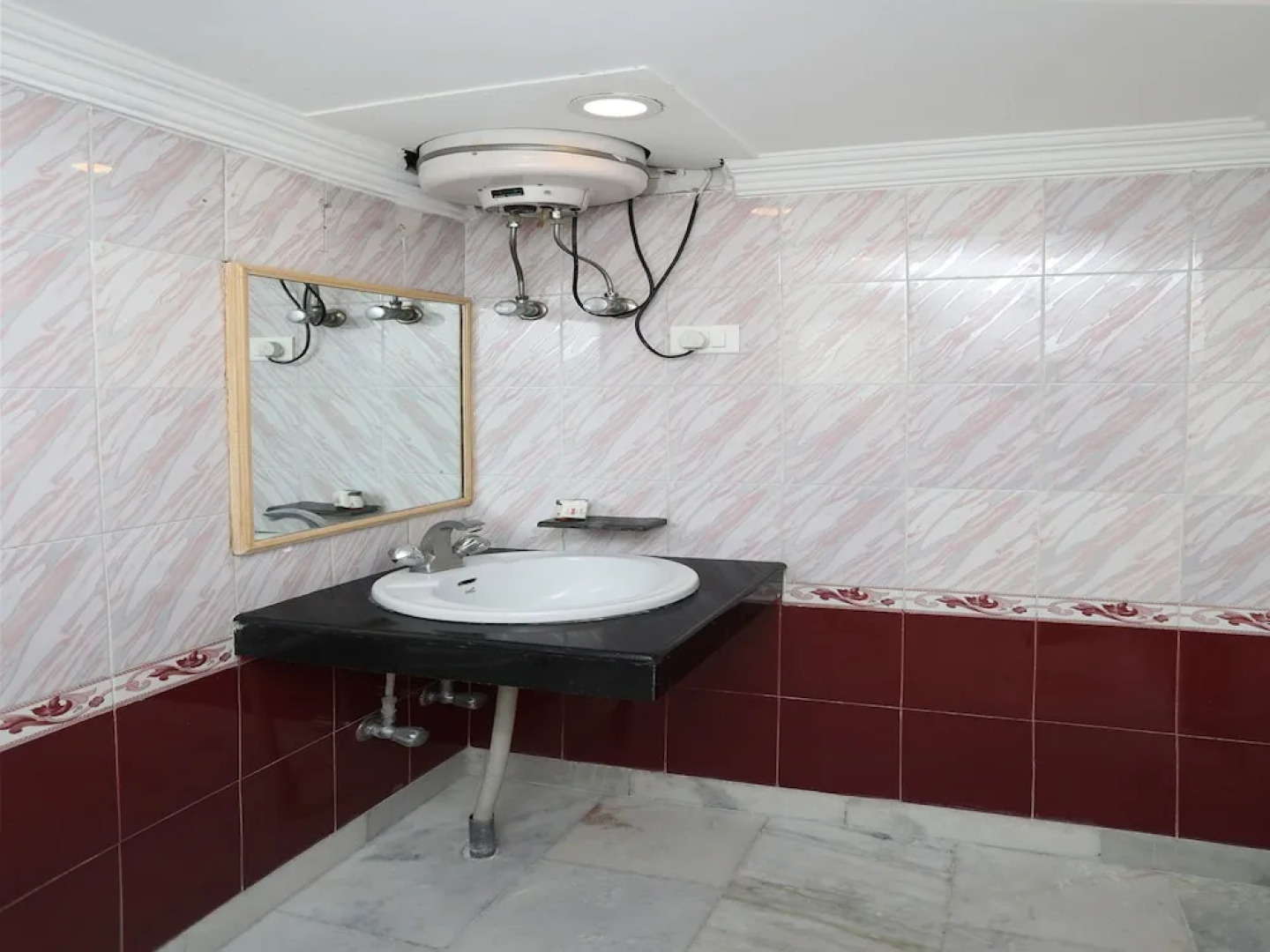 OYO 9769 Hotel Chanakya Inn