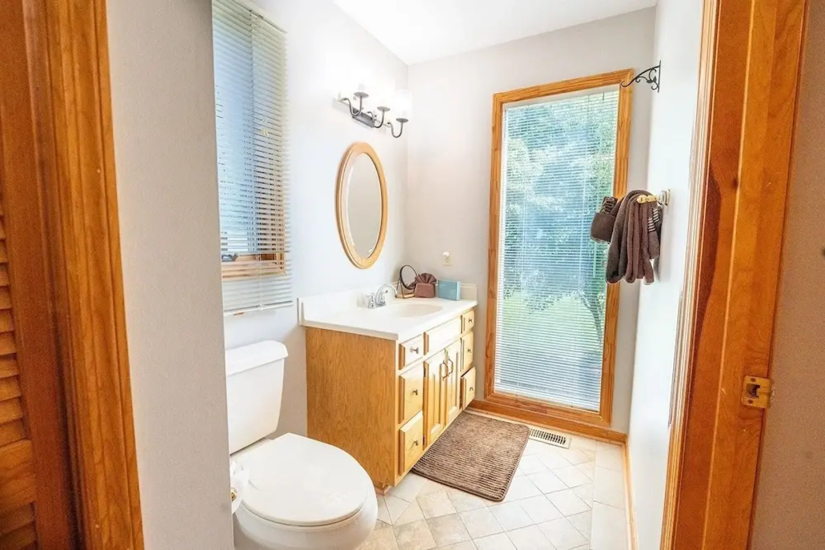 Cove Mountain Rest 3 Bedroom Home by RedAwning