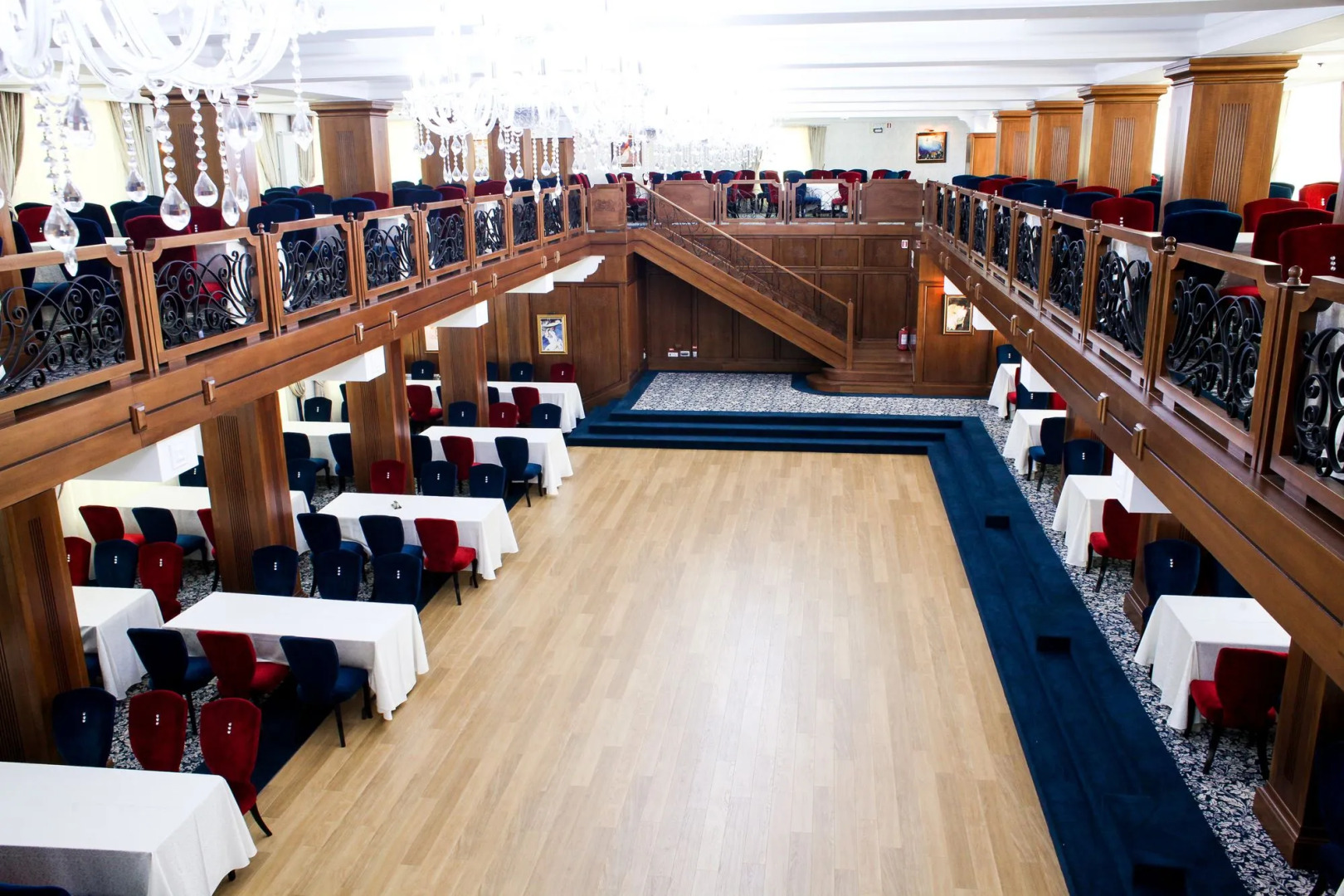 Complex Turistic Cornul Vanatorului