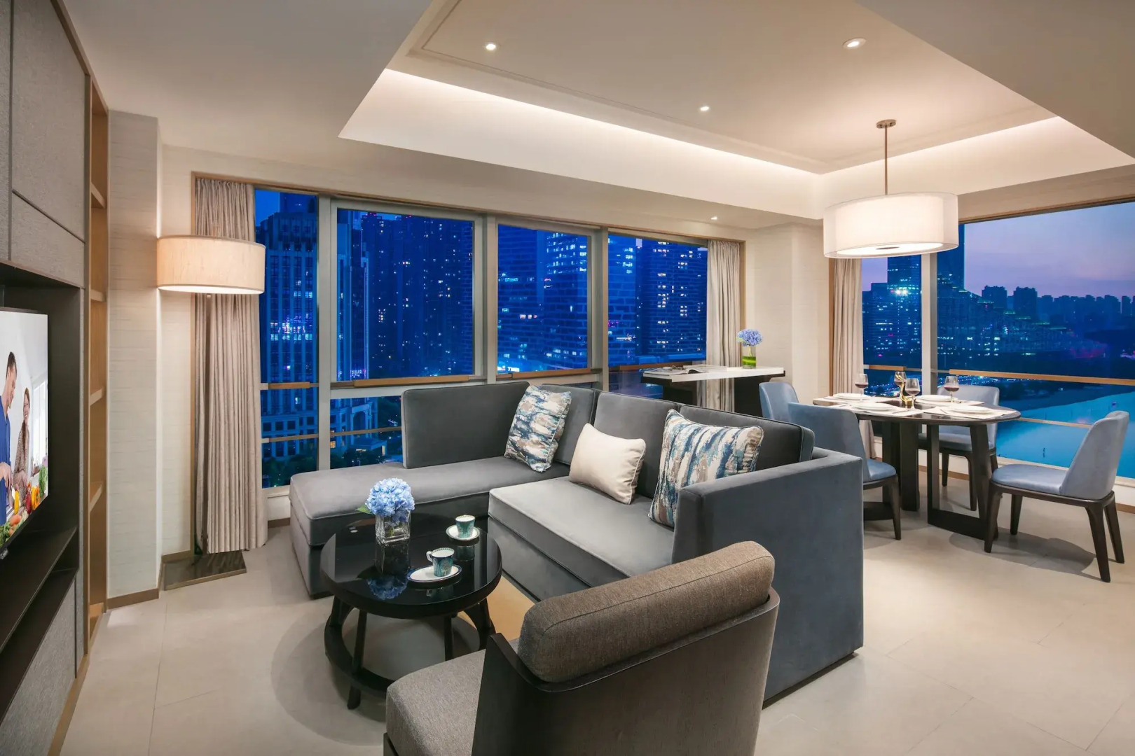 Somerset Swan Lake Hefei