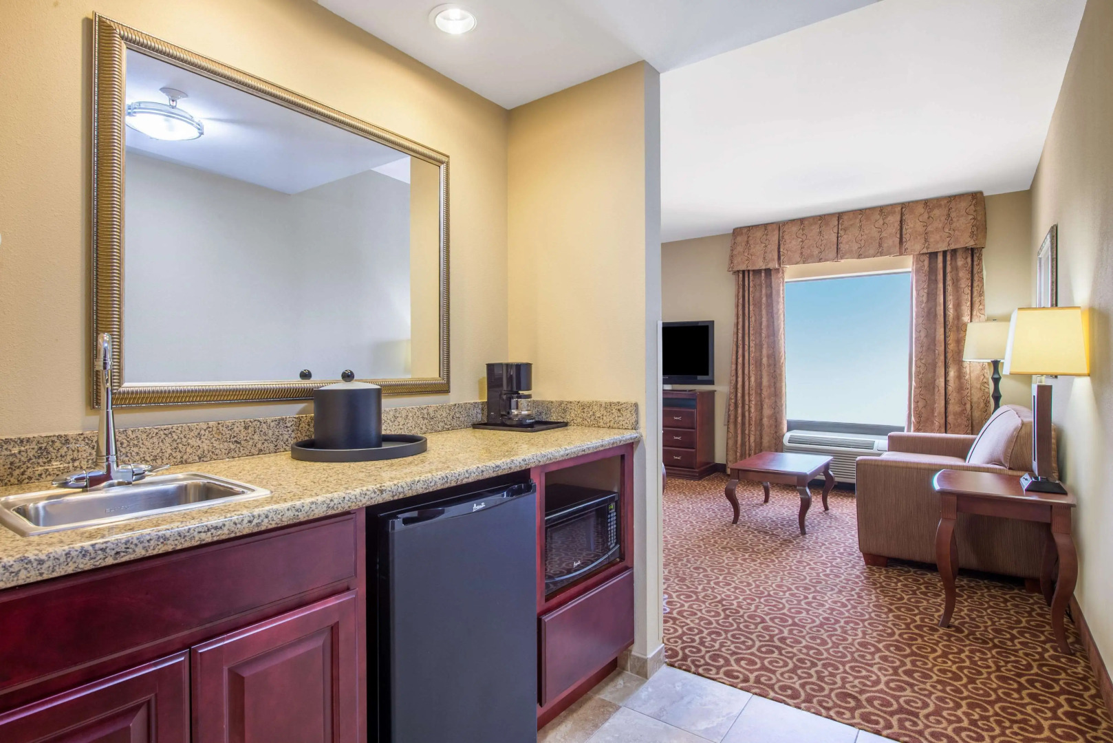 Hampton Inn & Suites Oklahoma City - South