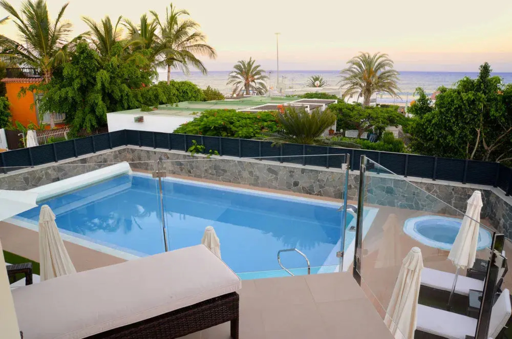 Apartamentos Cataleya