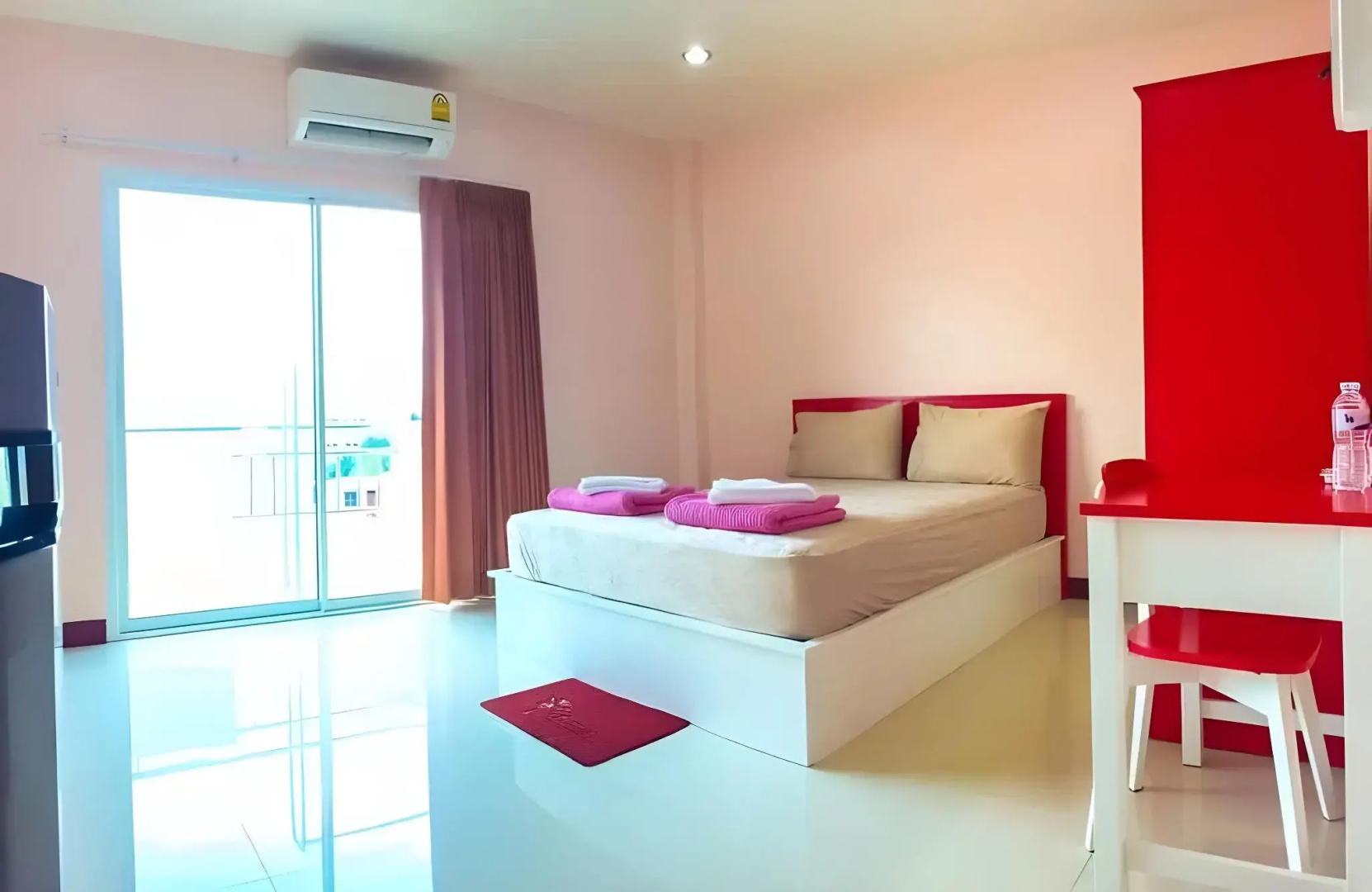V-House Hotel