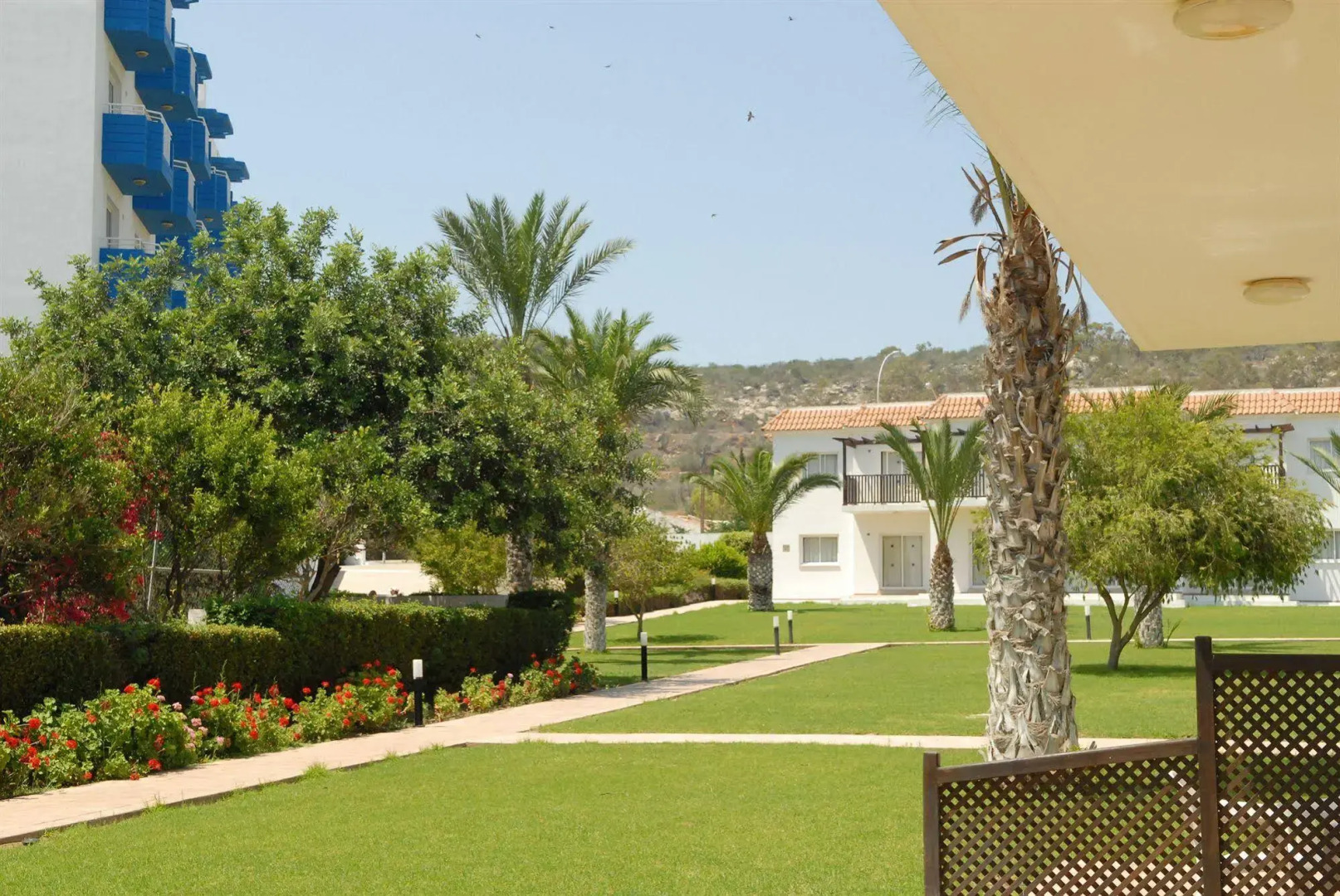 Maistros Hotel Apartments