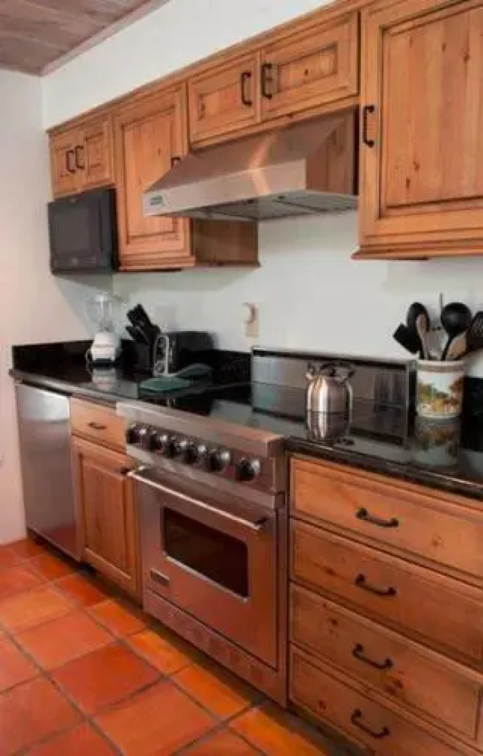 Primrose Condominiums