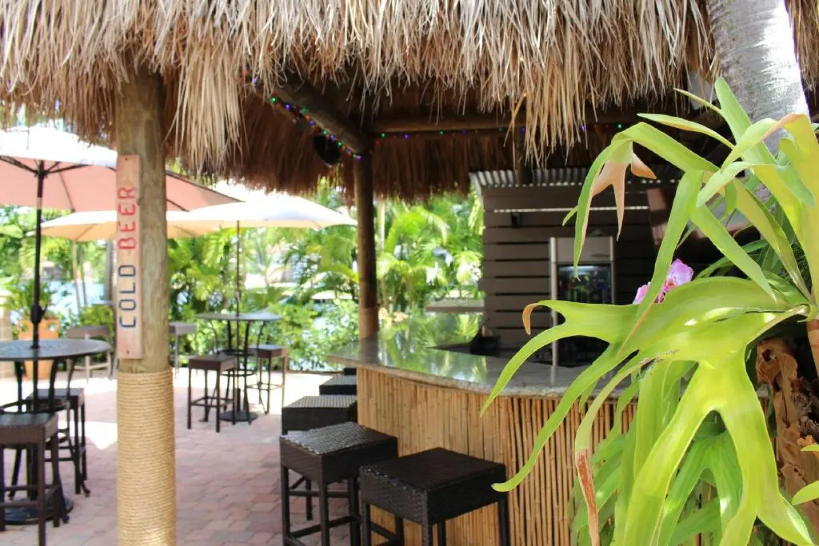 The Cabanas Guesthouse & Spa 