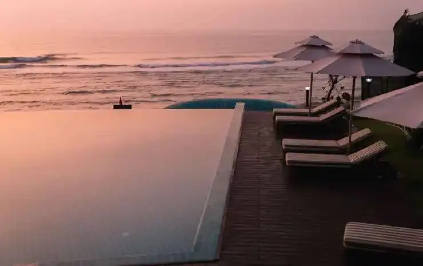 Edensee Kega Beach Resort