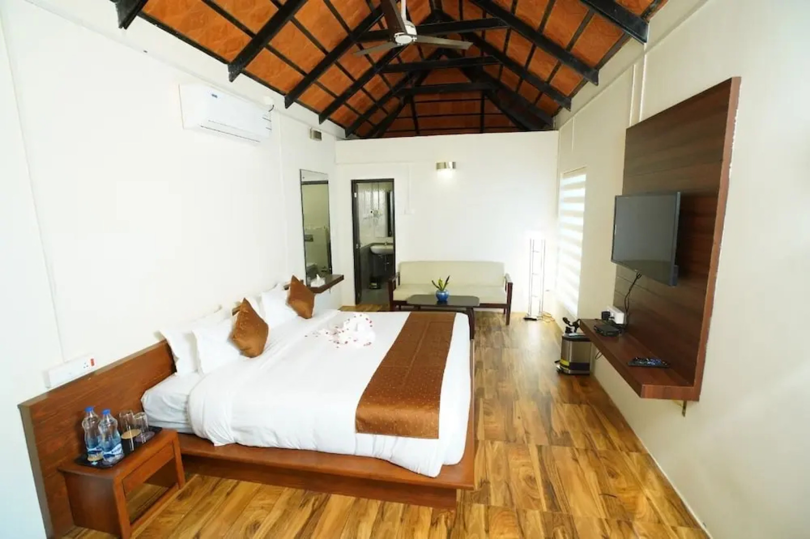 UDS COCO Hotels and Resorts