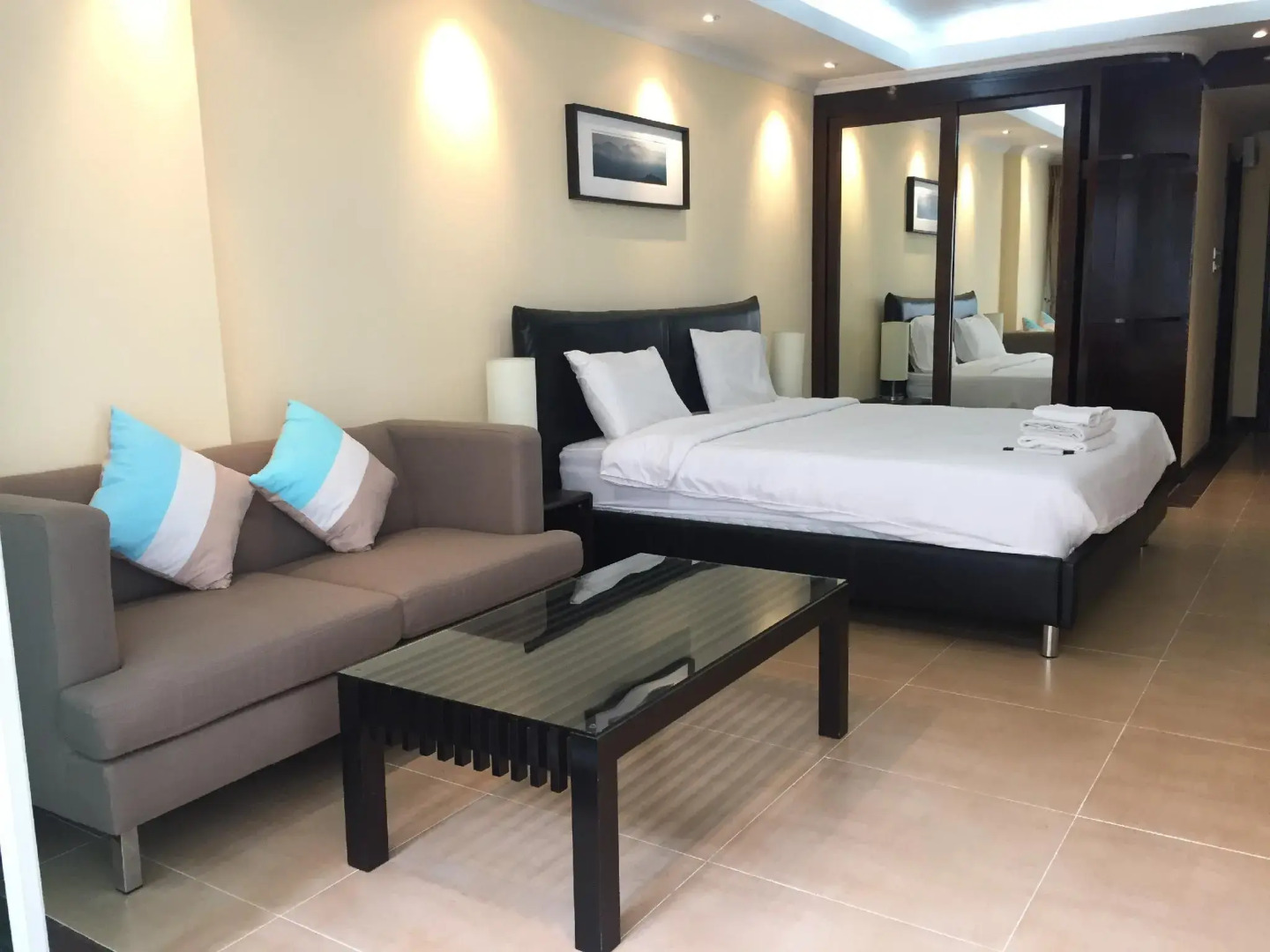 View Talay 6 Condominium by Honey