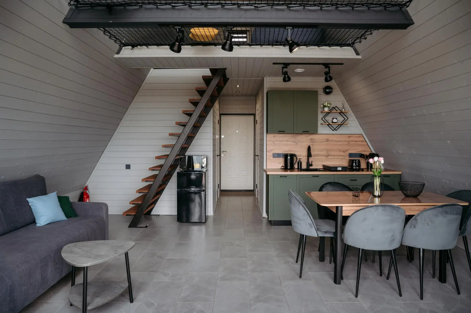 ЯR House (Яр Хаус)