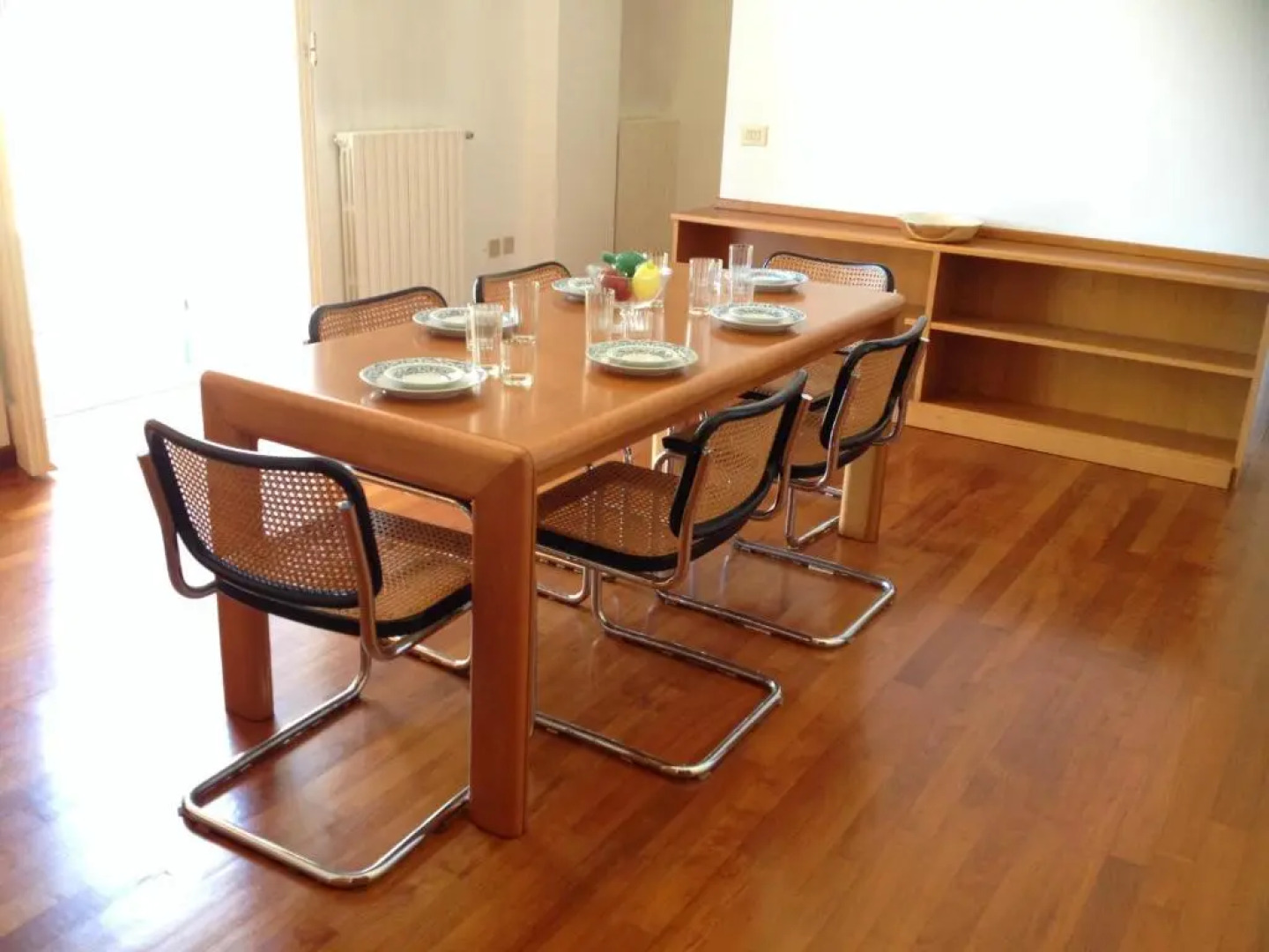 Large Apartment (3 bedrooms - 2 bathrooms), 50 meters from the beach