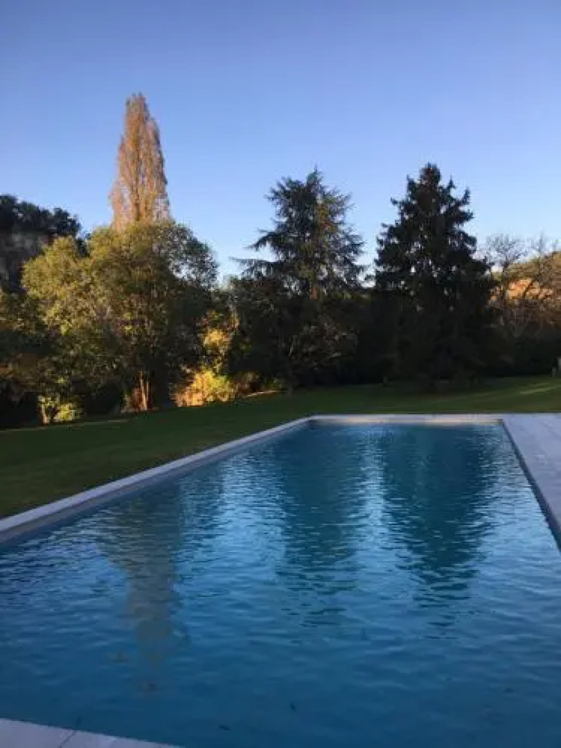 Par la Riviere (Adults Only)