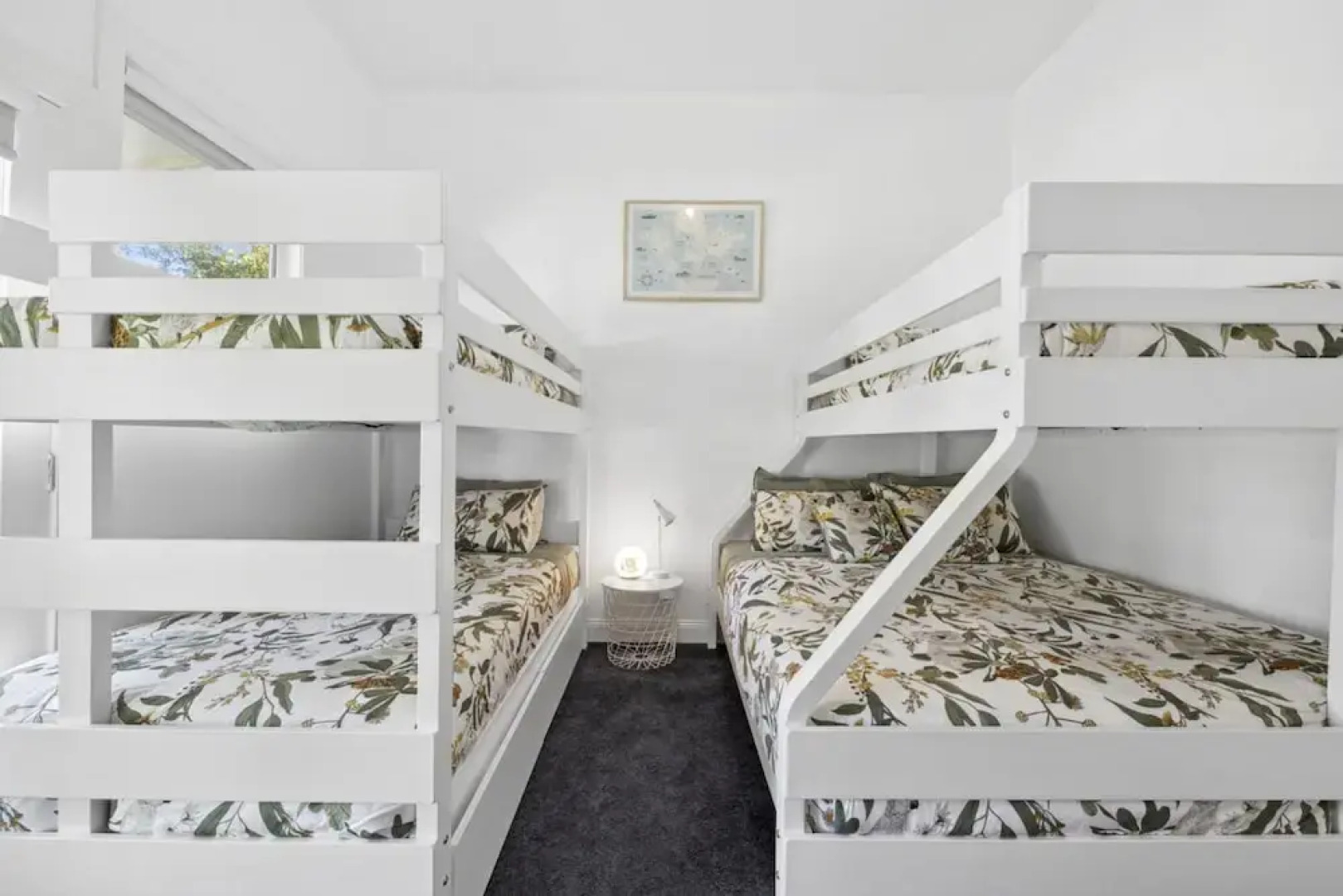 Ye Olde St Leonards Hotel Pet Friendly Sleeps 9