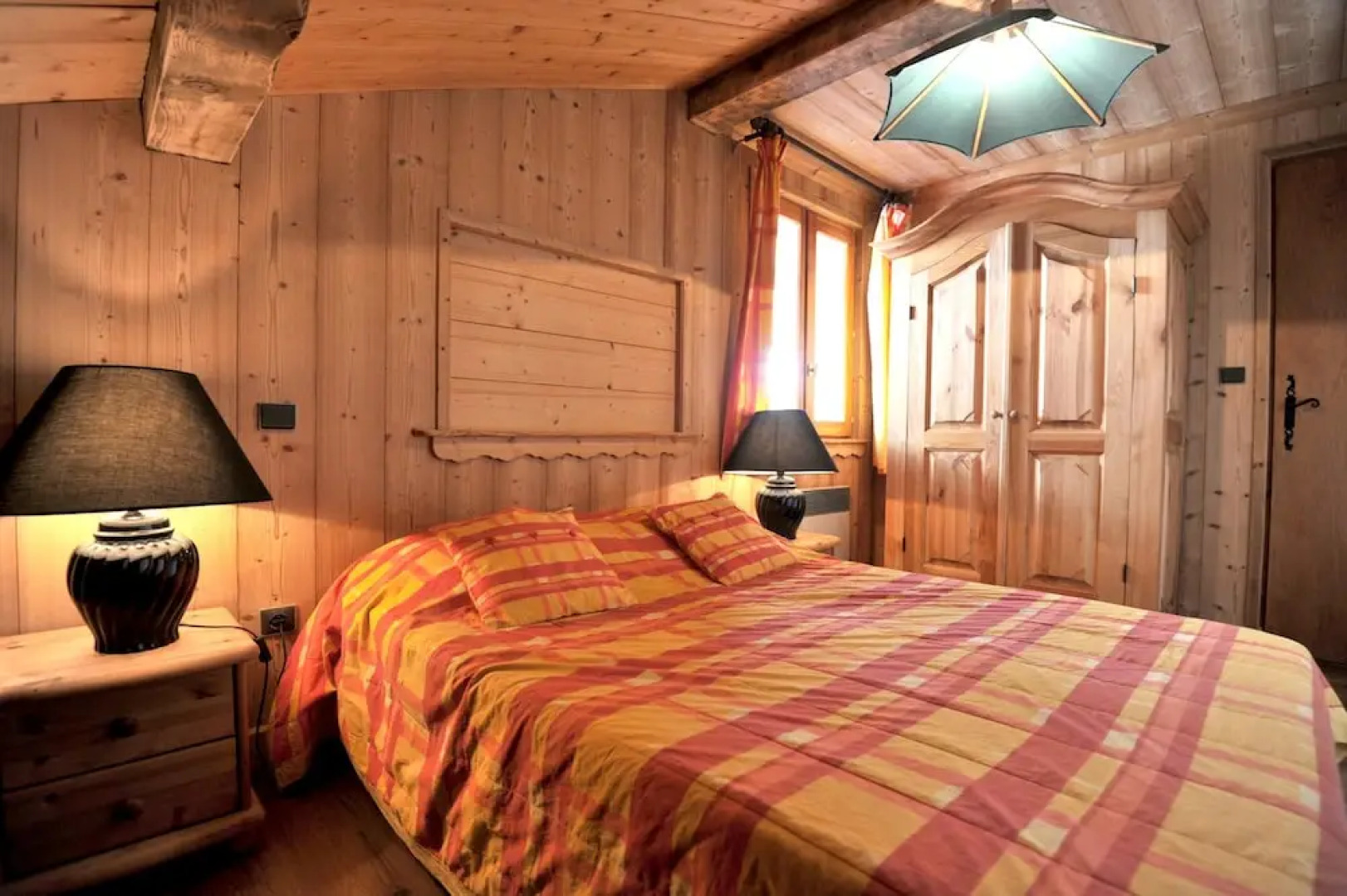 Apartment With 4 Bedrooms in Champagny-en-vanoise, With Wonderful Moun