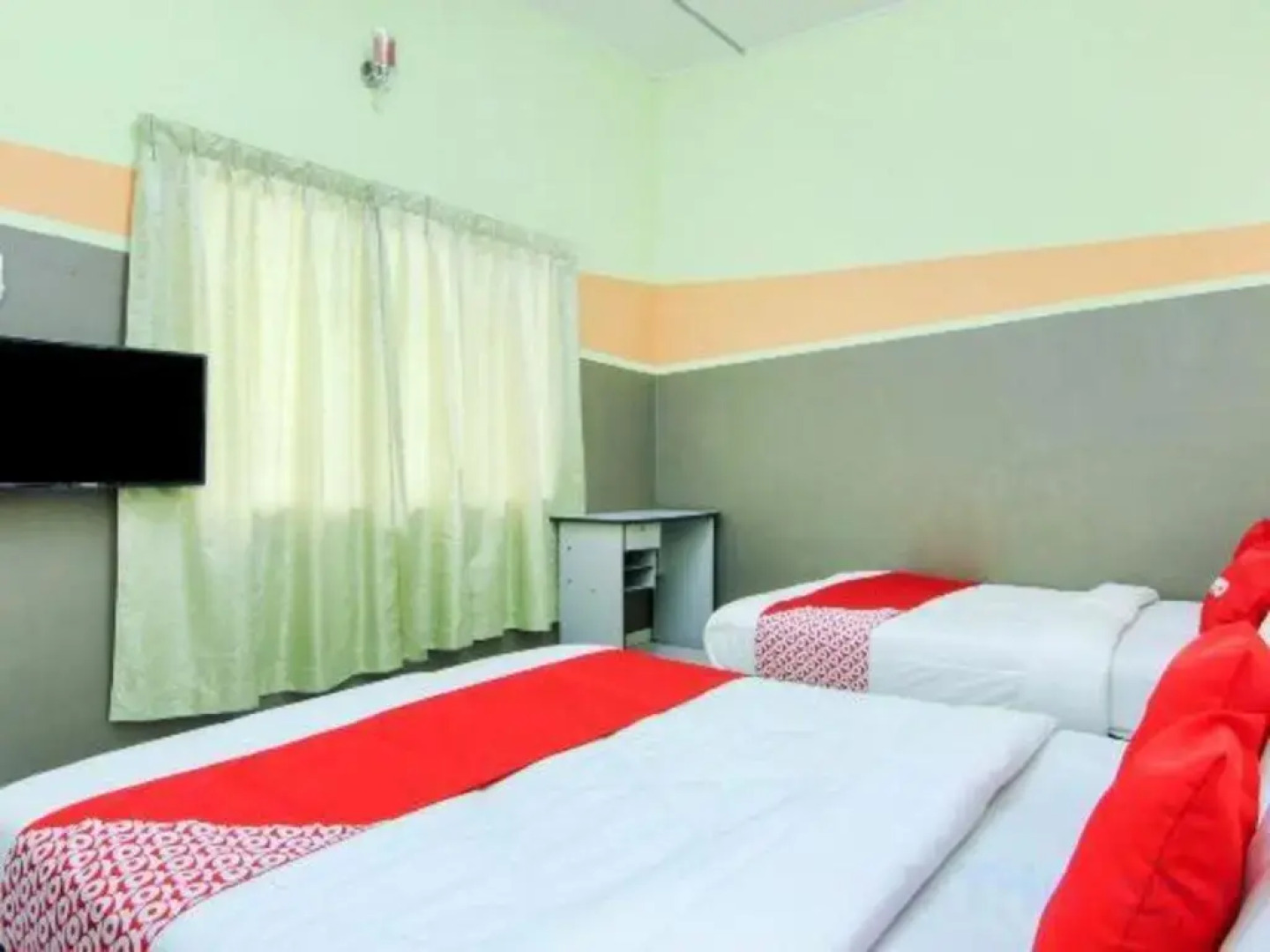 OYO 89684 Mawaddah Inn Stay