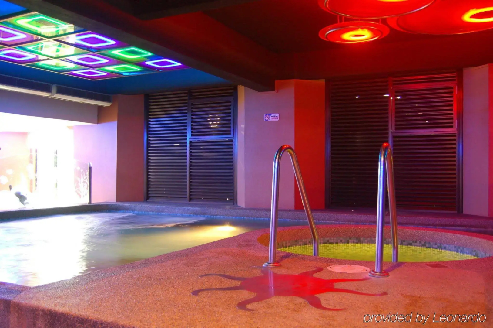 Regalodge Hotel & Spa
