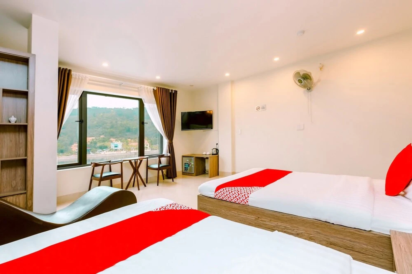 Oyo 581 Dai Viet Hotel