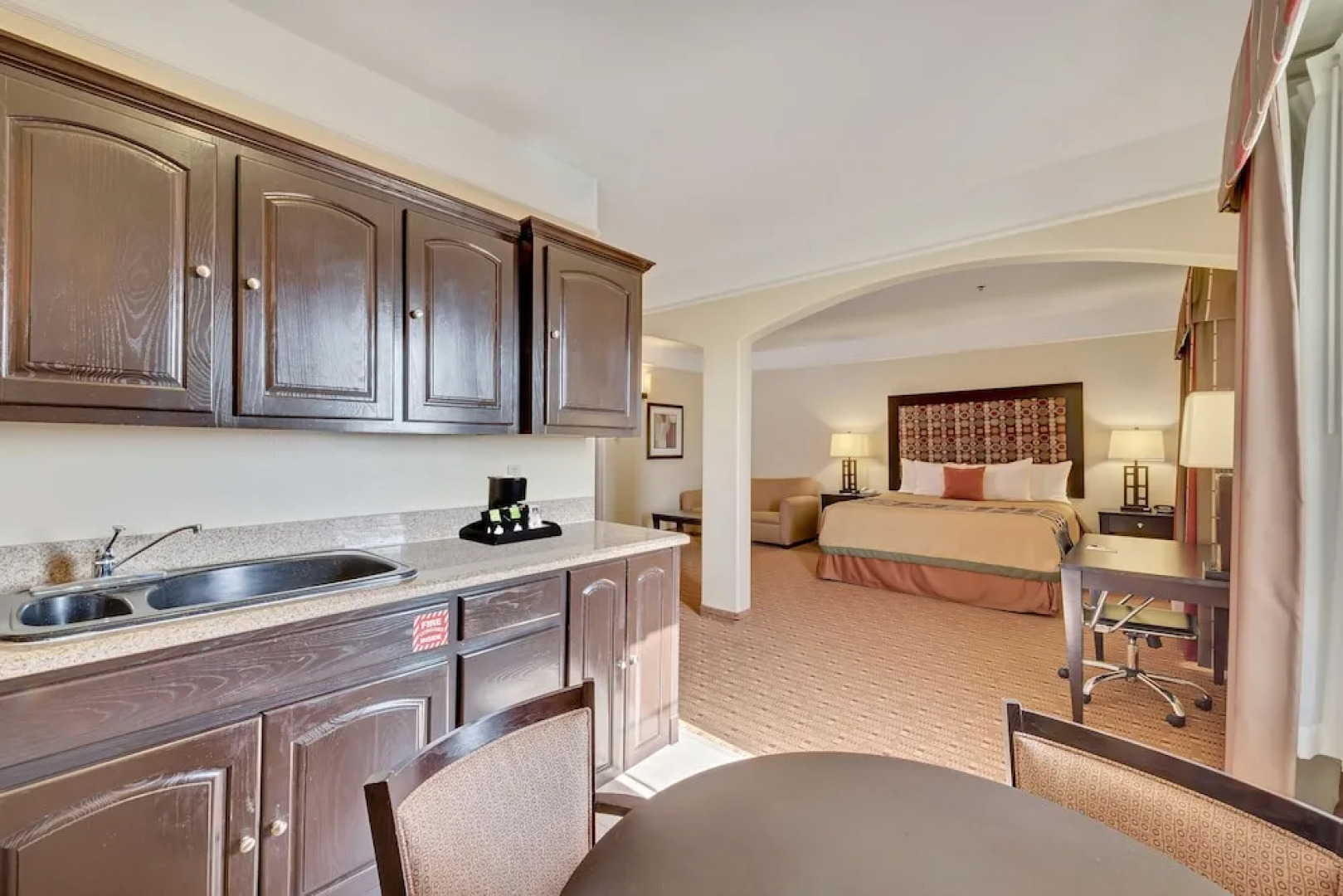 Best Western Plus Arena Inn & Suites