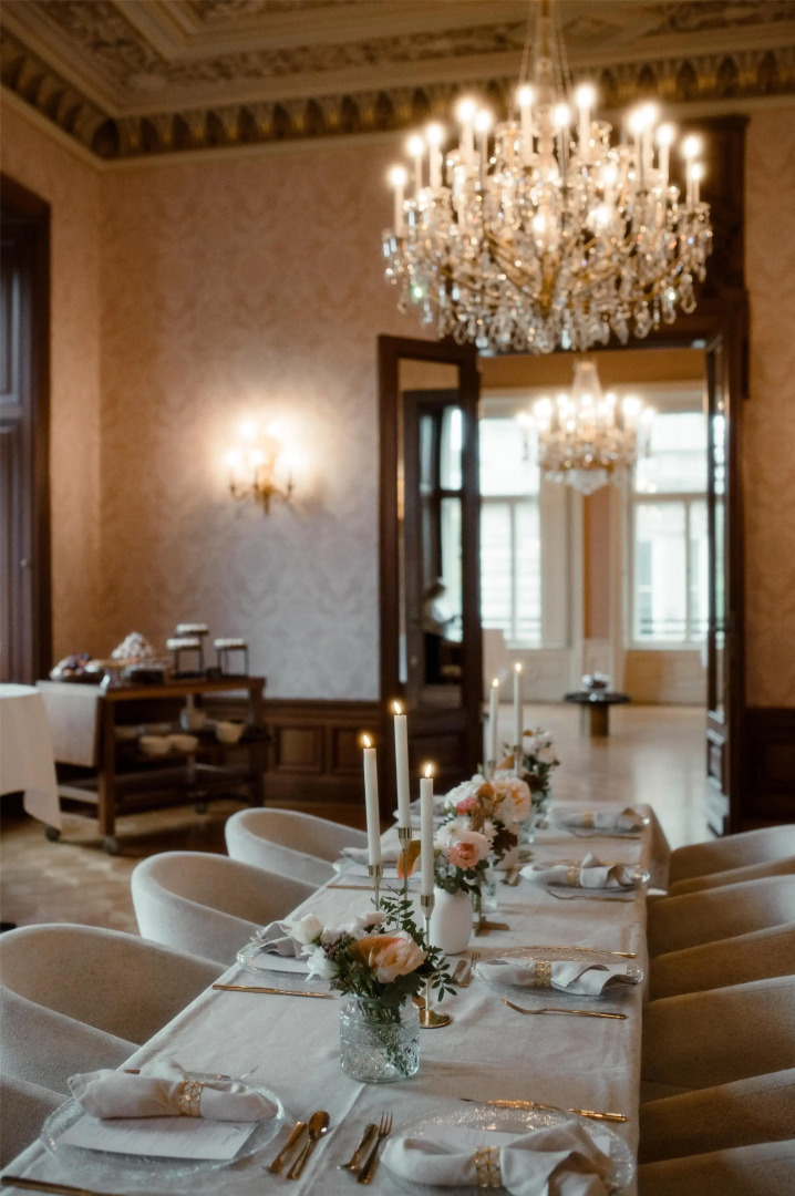 Almanac Palais Vienna