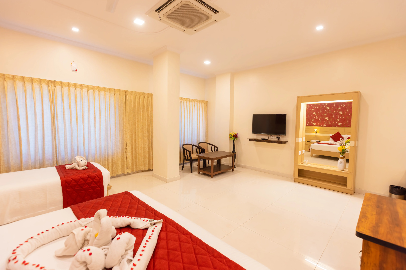 Hotel DSF GRand PLazas