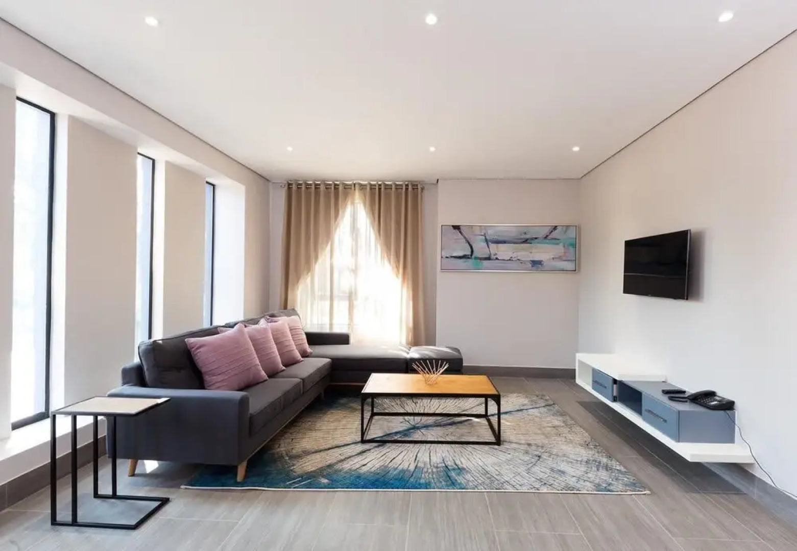 City Mews on Independence