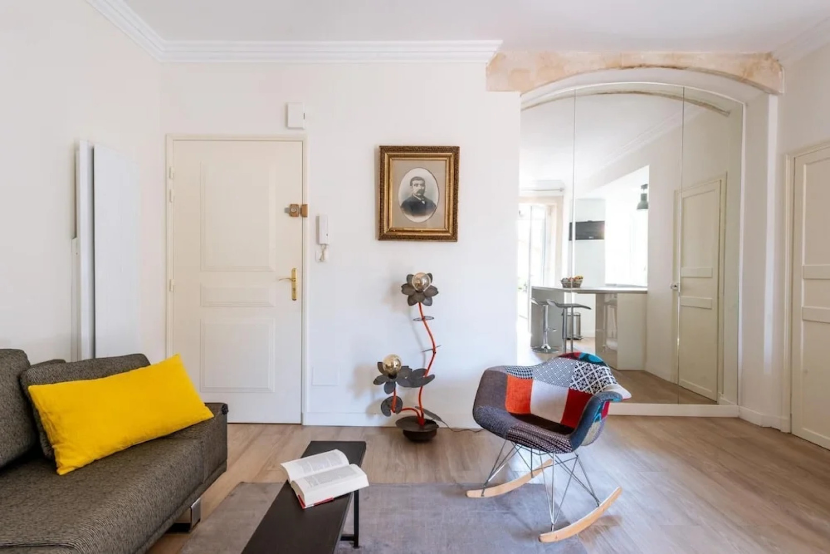 Une âme à Nîmes : coté cour