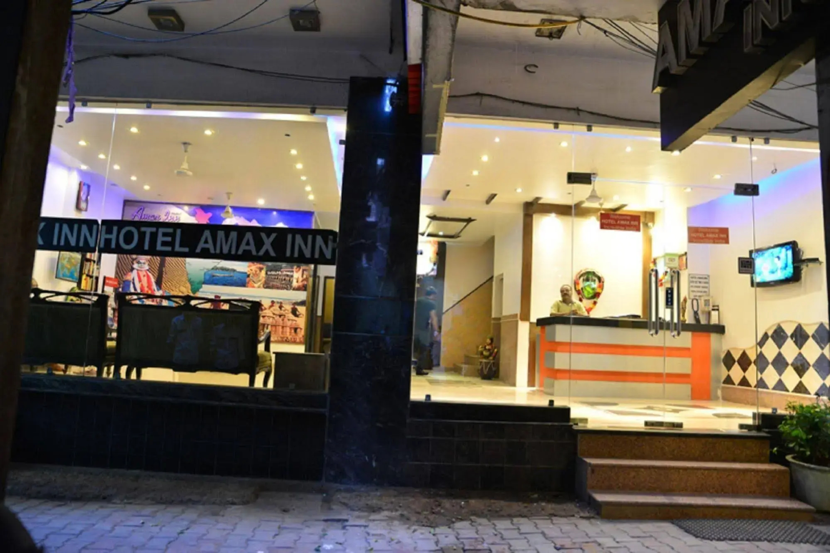 Hotel Amax Inn