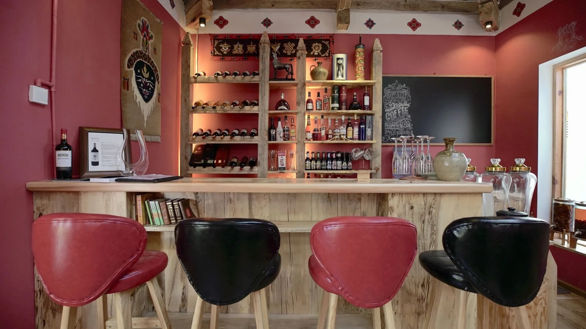 Arro Khampa by Zinc Journey Lijiang