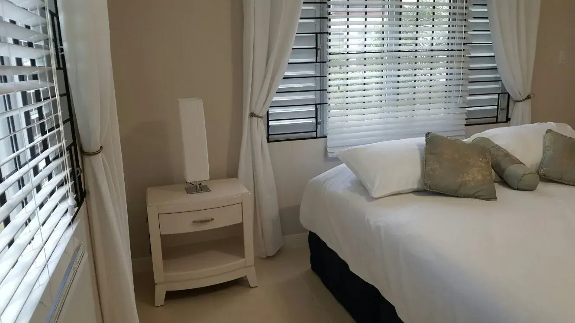 Fern Court Apartment With Oceanic View III