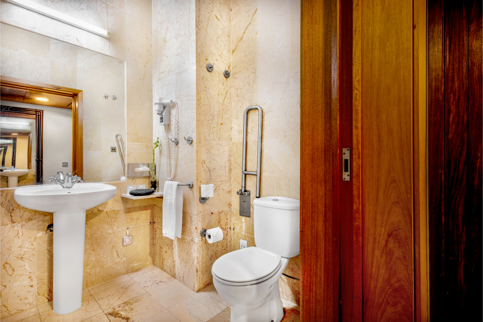 Pousada Forte da Horta - Historic Hotel