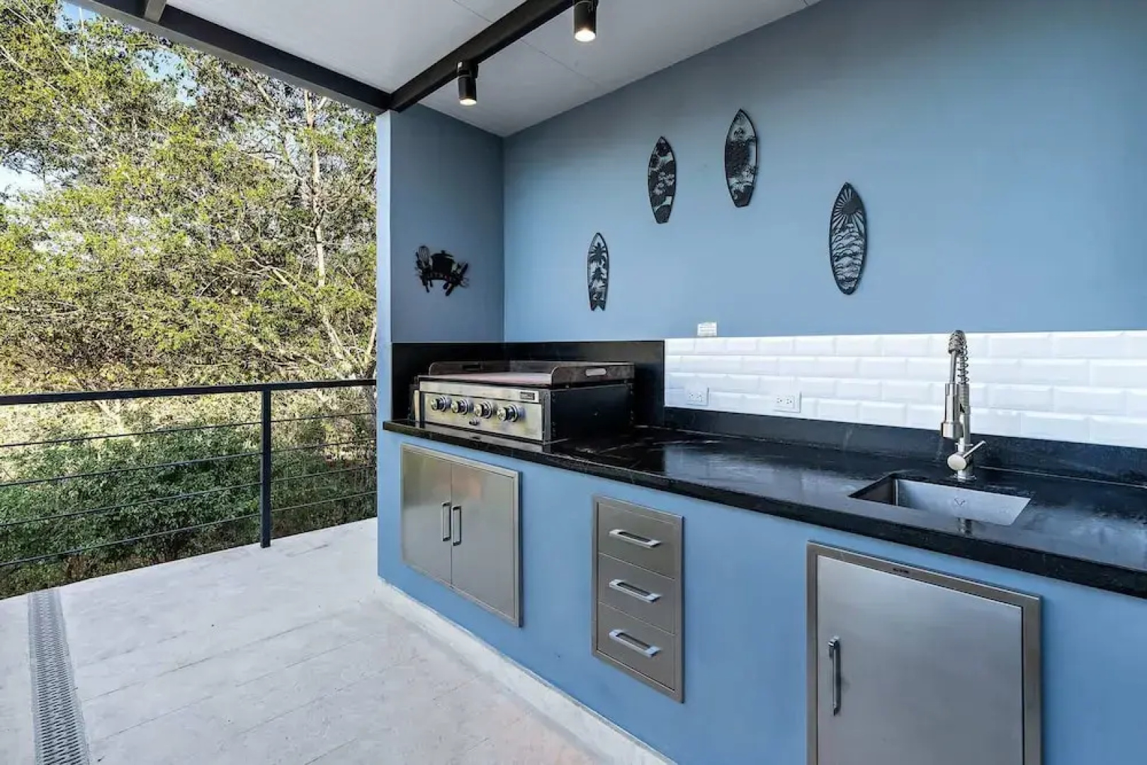 Brand-New 6BD Giant with Private Pool by SPCR