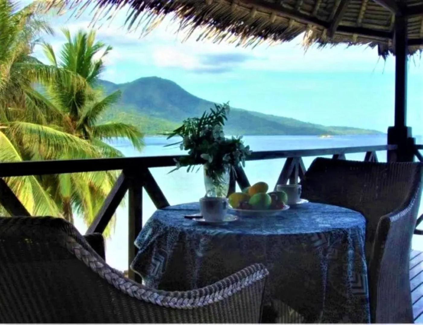 Breve Azurine Lagoon Retreat