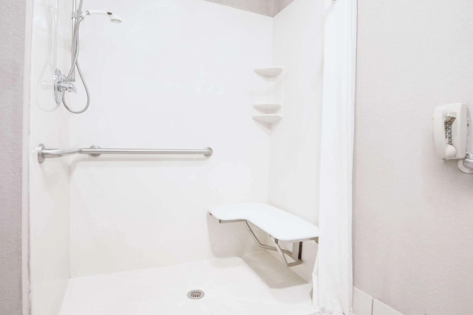 Super 8 By Wyndham Monett