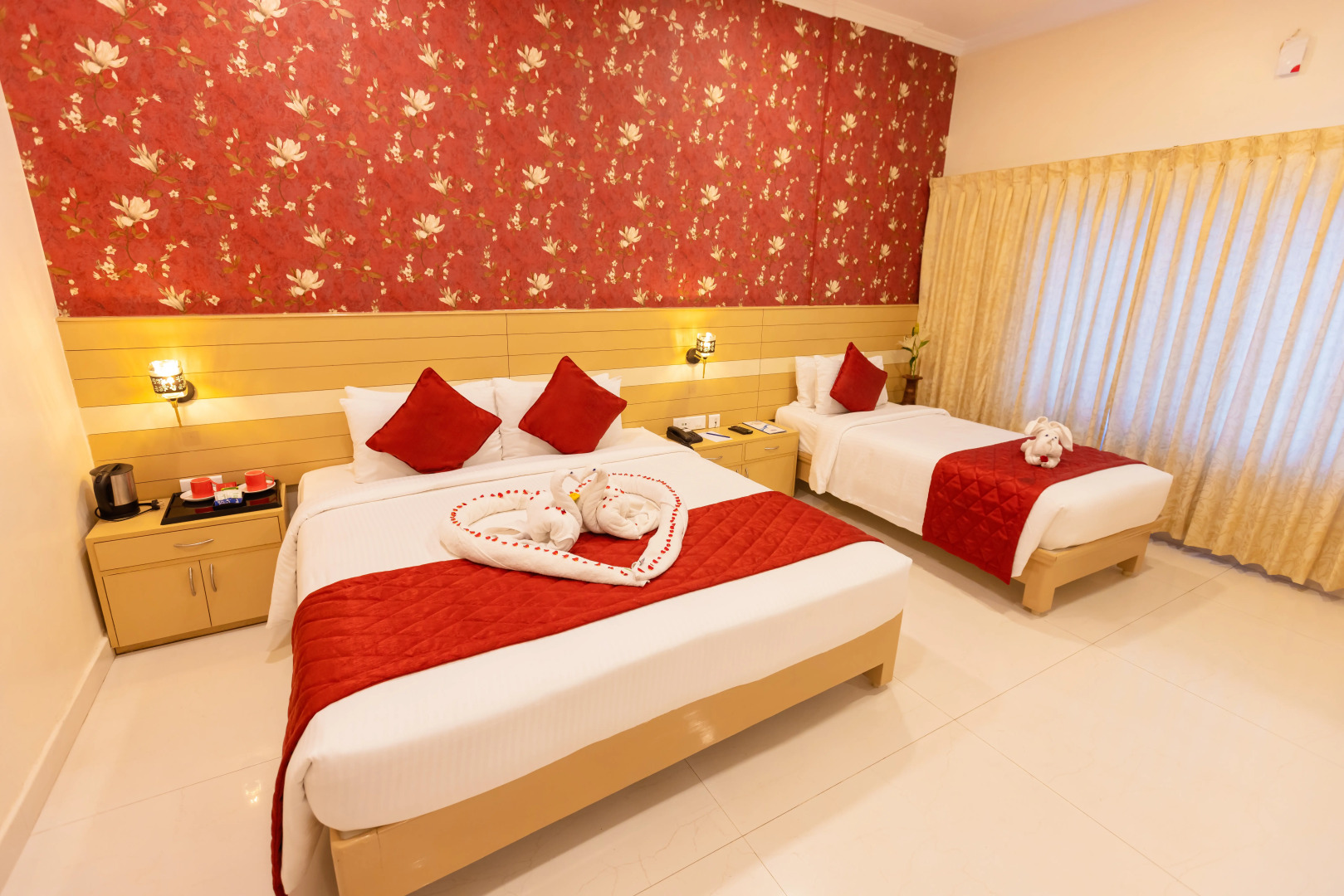 Hotel DSF GRand PLazas