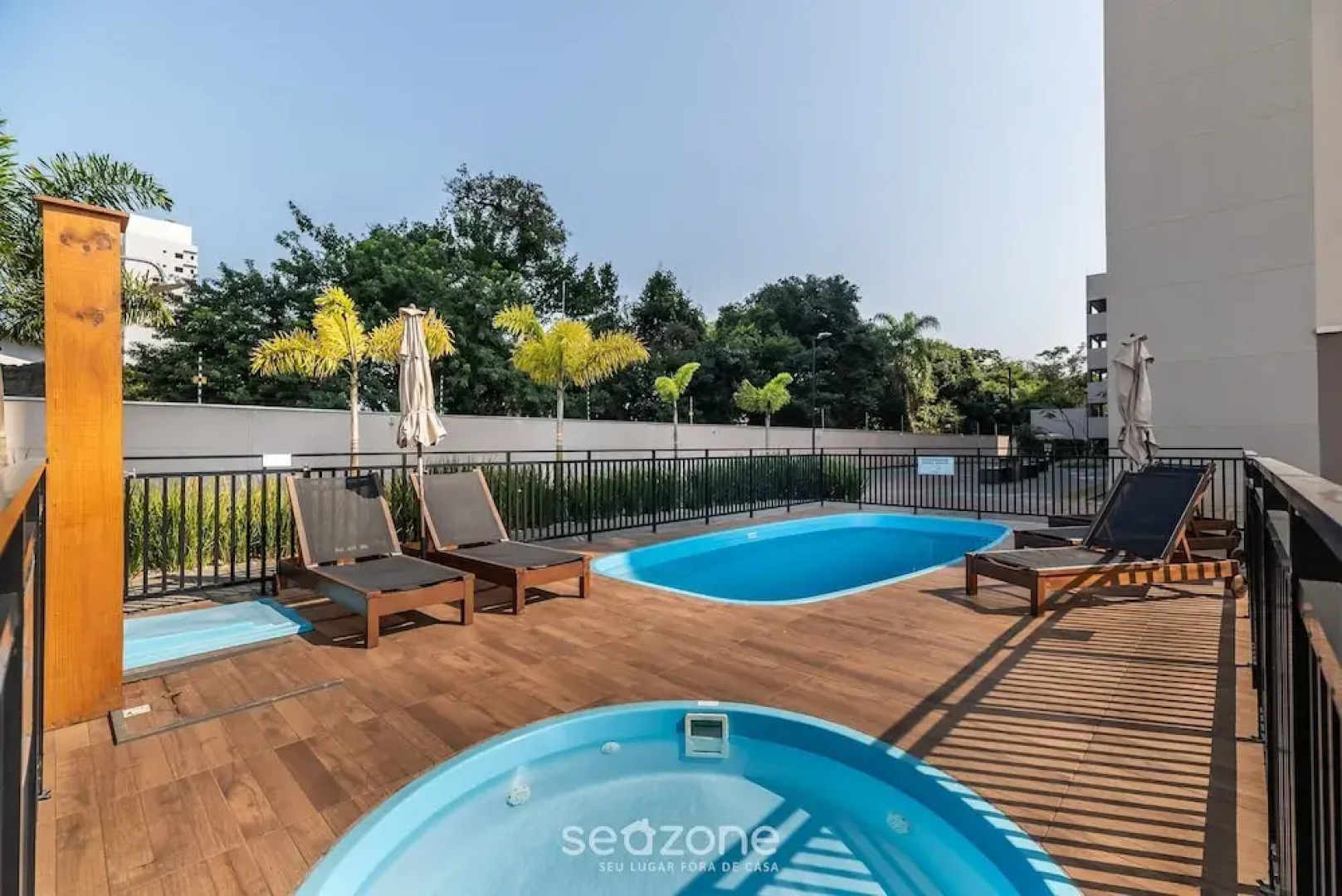 2BR Apt w/ Pool & BBQ 210m - Csi0302