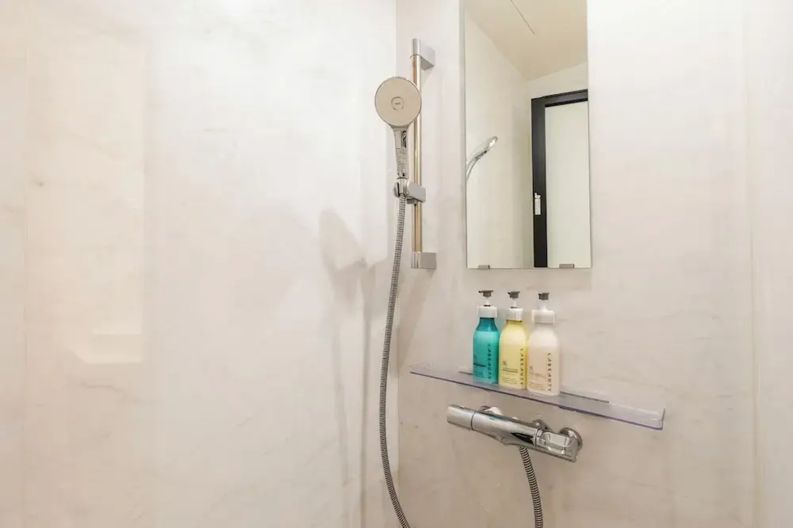 Sotetsu Hotels The Splaisir Yokohama